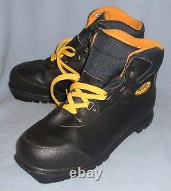 ASOLO AWS 850 Black Cross Country Ski Boots Ladies Size 9 New Old Stock