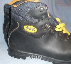 ASOLO AWS 850 Black Cross Country Ski Boots Ladies Size 9 New Old Stock