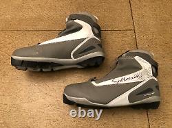 EU 41 1/3 Fits Womens Shoe Size 9 Salomon Pilot Cross Country Ski Boots Shoes DK