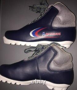 Madshus CrossCountry Skiing Shoe Red White Blue Discontinued Fur Lined Size 6 H2