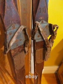 Vintage Alpine / Nordic Cross Country 190cm Skis leather bindings with poles