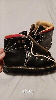 Vintage Size 12 Childrens Cross Country Red Black Ski Boot Functions Austrian