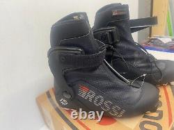 Womens Rossignol X-8 Skate FW Cross Country Ski Boot With2 Bindings Size 38 -NEW